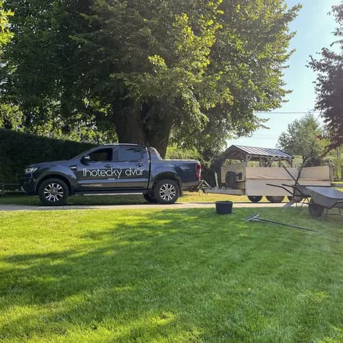 Auto Atelier Lhotecký dvůr